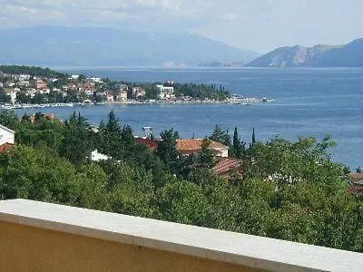 In Mit Schoener Terrasse Apartman Crikvenica